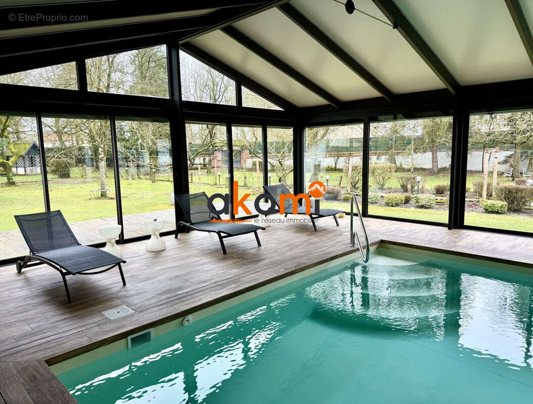 Maison à DOMEVRE-SUR-VEZOUZE