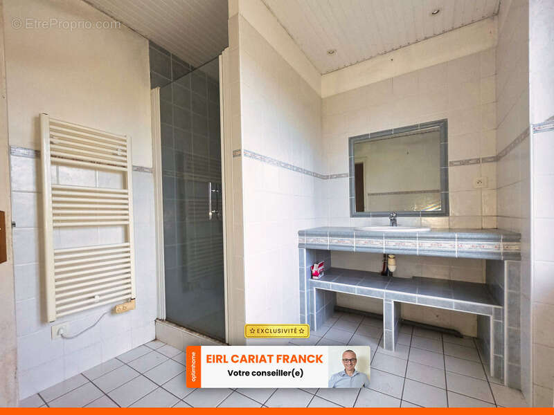 Maison en pierre de 126 m2 sur etage, l’ensemble sur 1550 m² de terrain clos avec des dependances - photo 8
