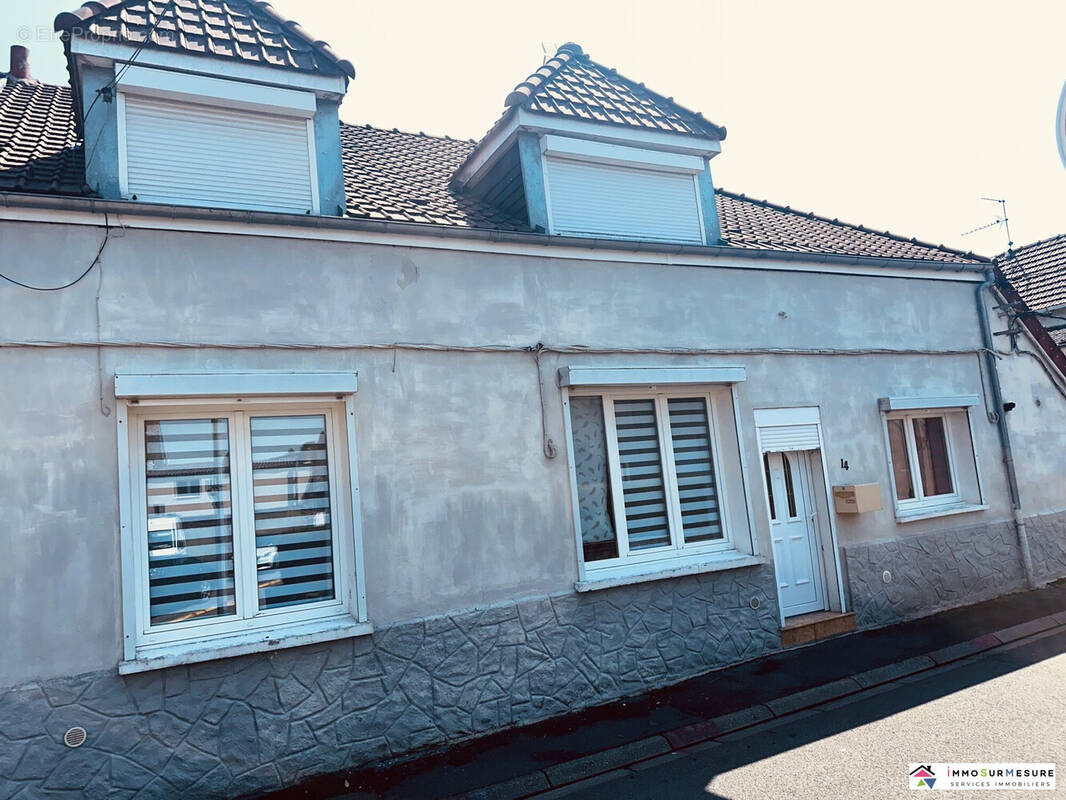 Maison à ANNEZIN