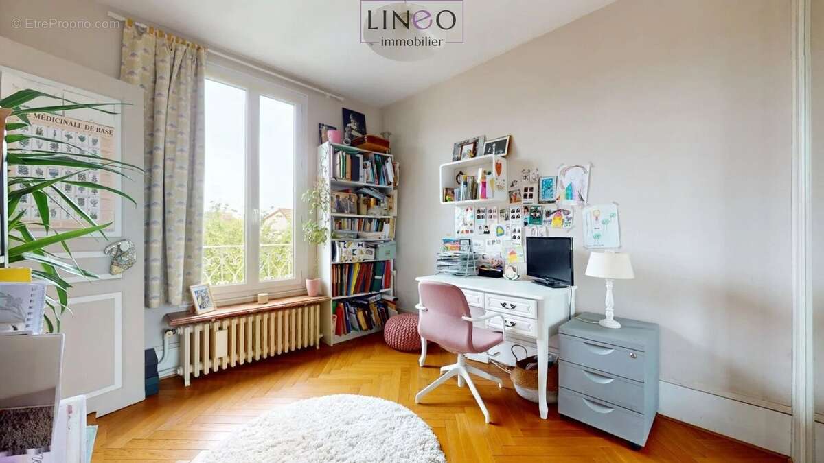 Maison à CHOISY-LE-ROI