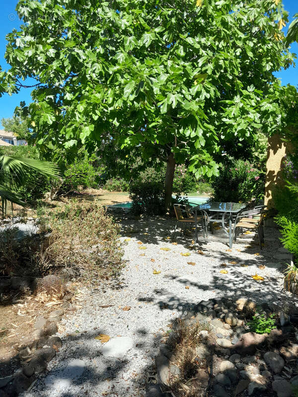 Villa t6 avec piscine et jardin - photo 2