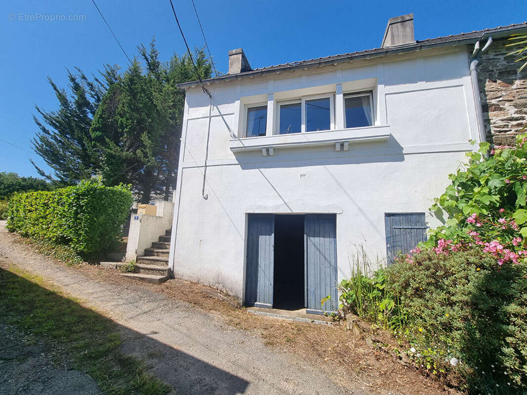 Maison à CLOHARS-CARNOET