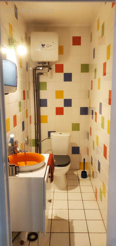 Commerce à SARTROUVILLE