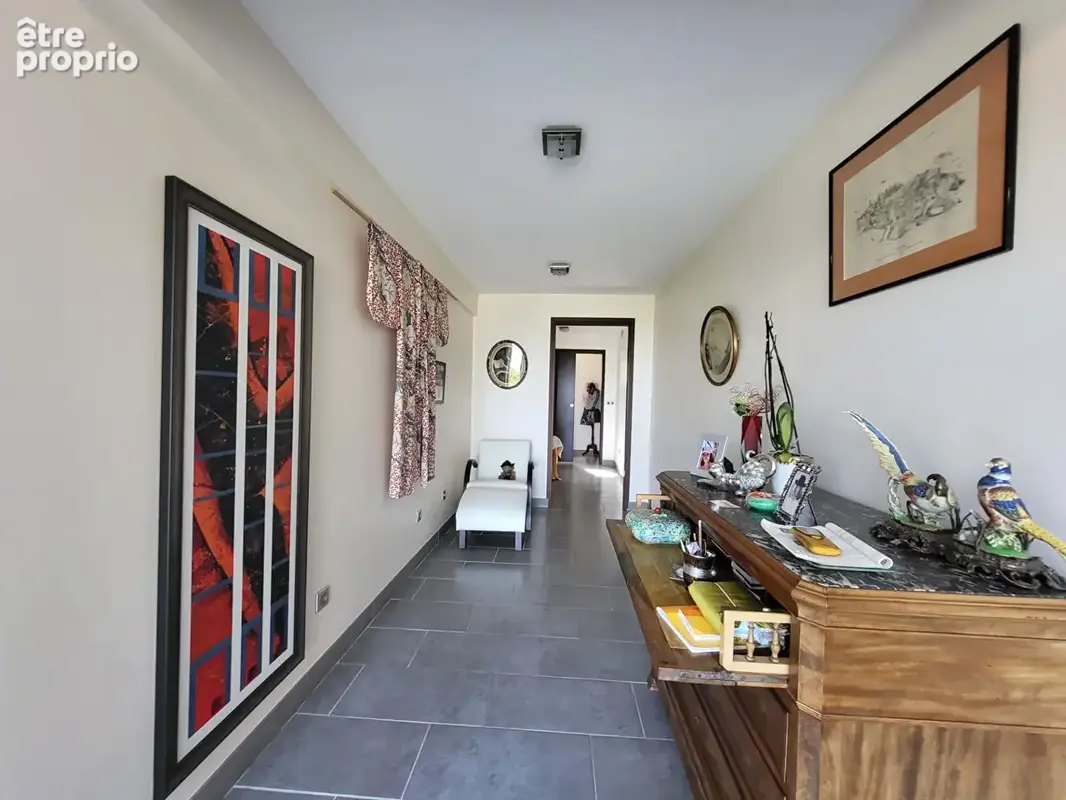 Maison de standing de 416 m² sur un terrain 2320 m² avec piscine - photo 12