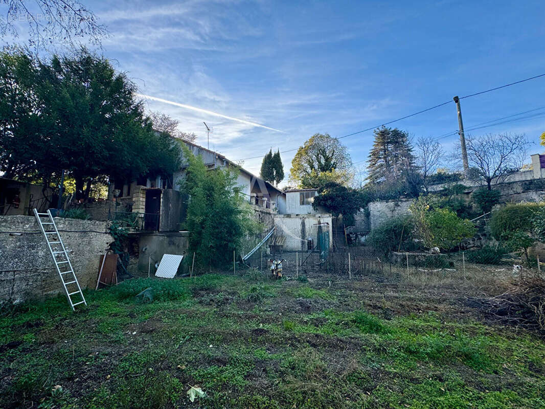 Maison à AIGUES-VIVES