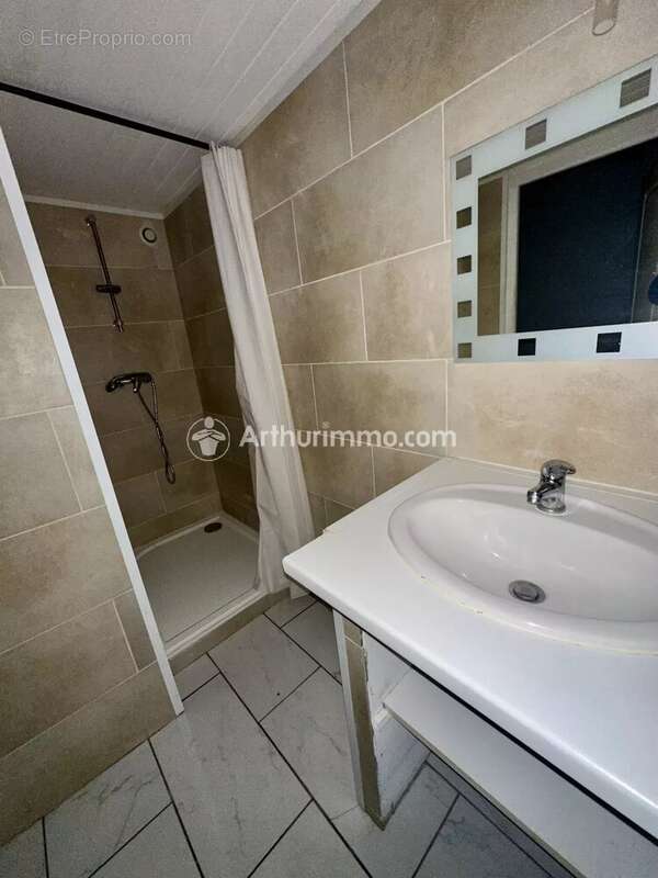 Maison à SAINT-ASTIER