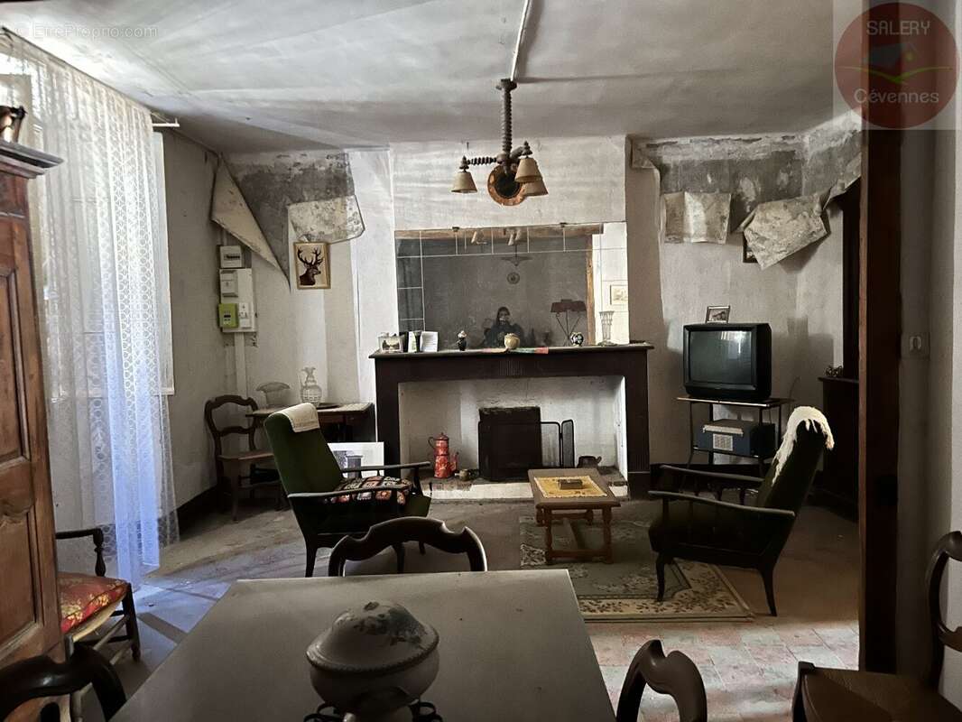 Maison à SAINT-ETIENNE-VALLEE-FRANCAISE