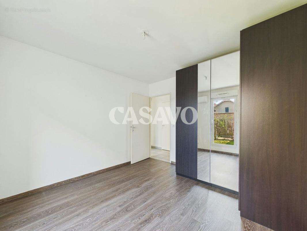 Vente Appartement 3 pièces de 65m² - 69800 Saint-Priest - photo 10