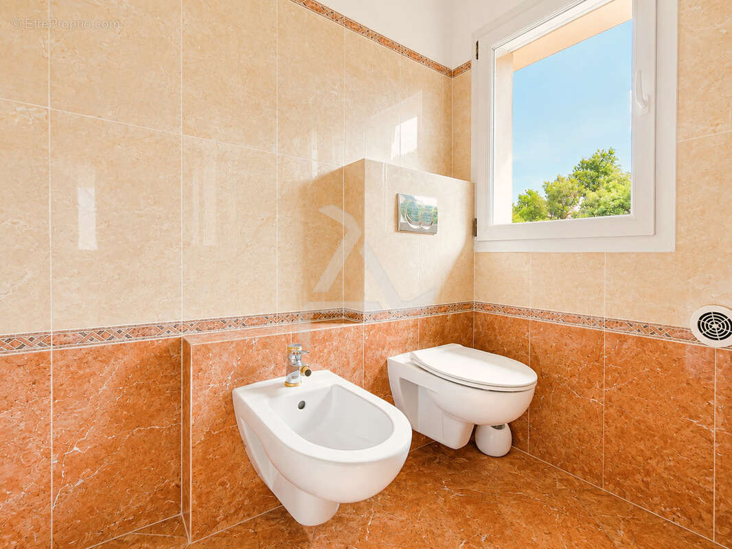 Dans le domaine très exclusif de « marina di fiori » à porto-vecchio villa d’exeption de 354m2 - photo 45