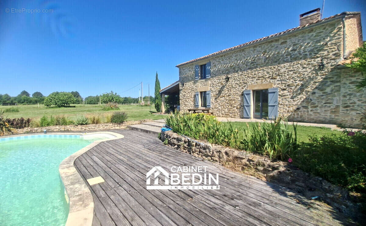 Maison 350 m² à Brouqueyran  - photo 2