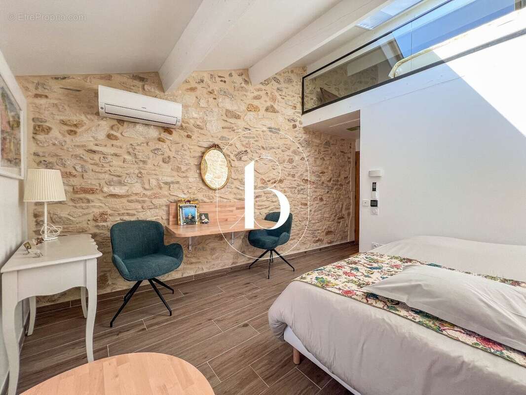 Maison à GOUDARGUES