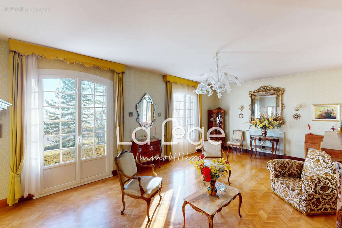 Maison à LA FREISSINOUSE