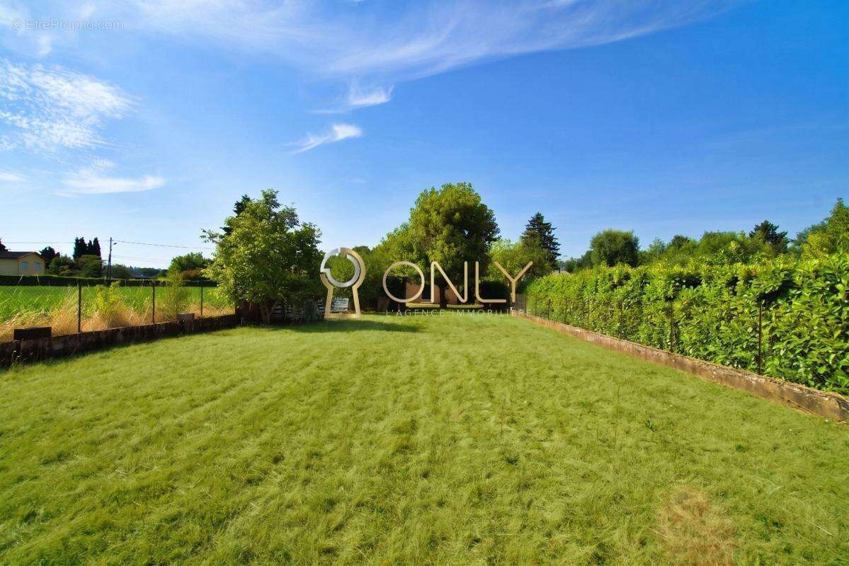 Reyrieux - Maison individuelle - 1110m² de terrain - 2 chambres - photo 5