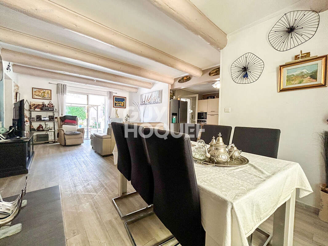 Maison proximite centre-ville a pieds isle sur sorgue 145 m² utilisables - photo 4