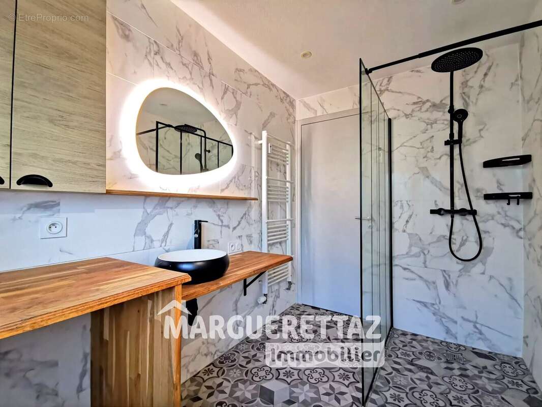 Appartement à HABERE-LULLIN