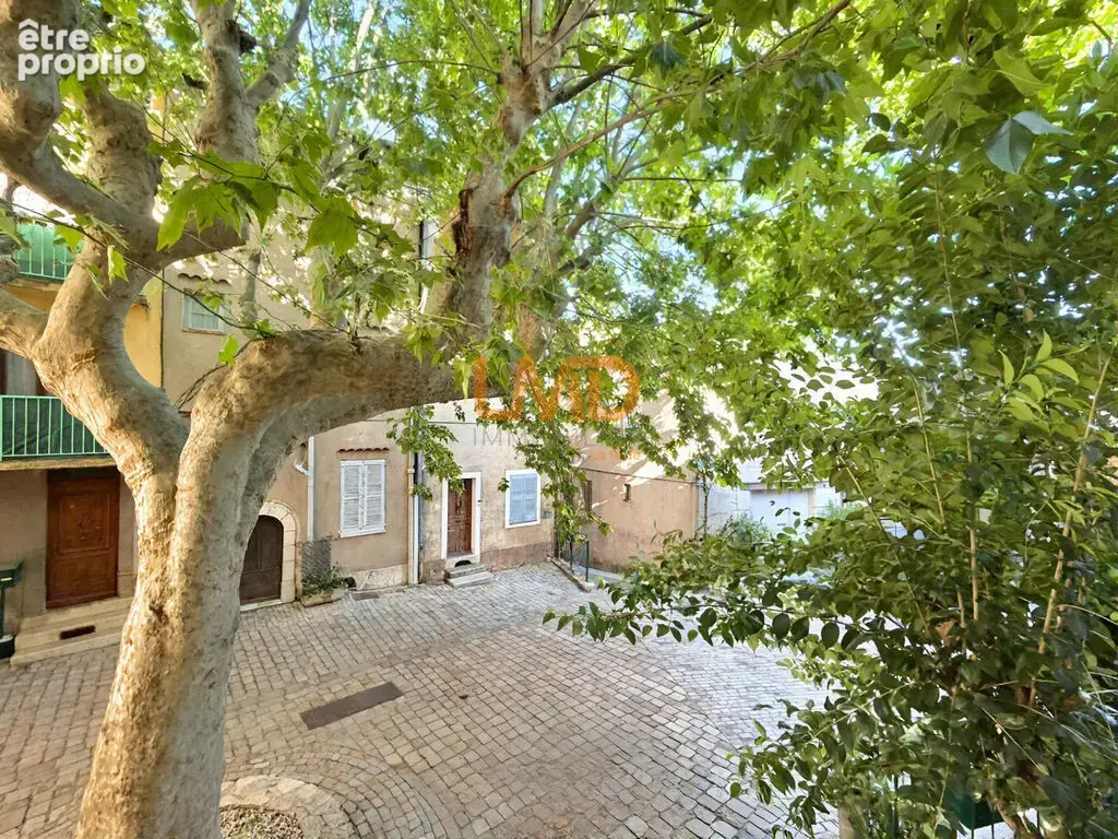 Appartement à BARGEMON