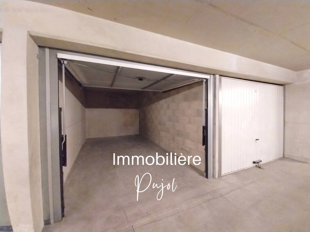 Parking à MARSEILLE-10E