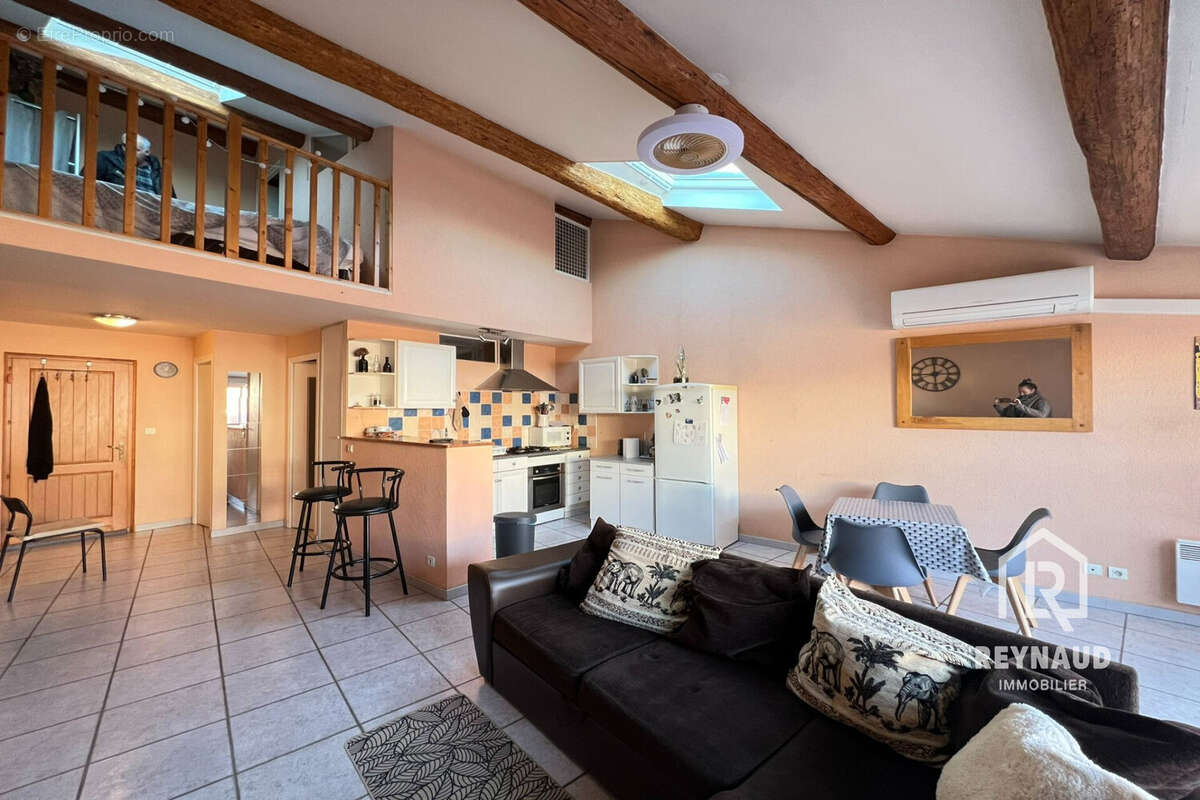 Maison à SAINT-BAUZILLE-DE-LA-SYLVE