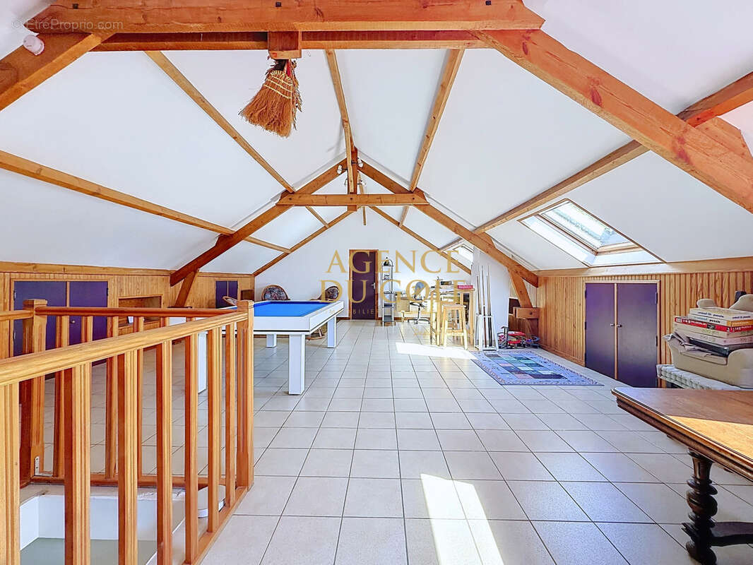 Maison familiale de 334 m2   Vie de plain-pied, dépendance et double garage. Cucq - photo 10