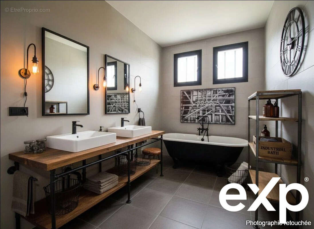 Maison à LE MESNIL-SAINT-DENIS