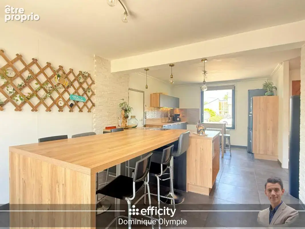 Maison 6 pièces 137 m² à vendre à Lantic (22410) - photo 5