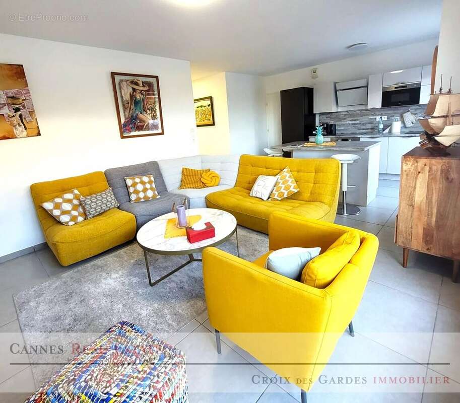 Appartement à FREJUS