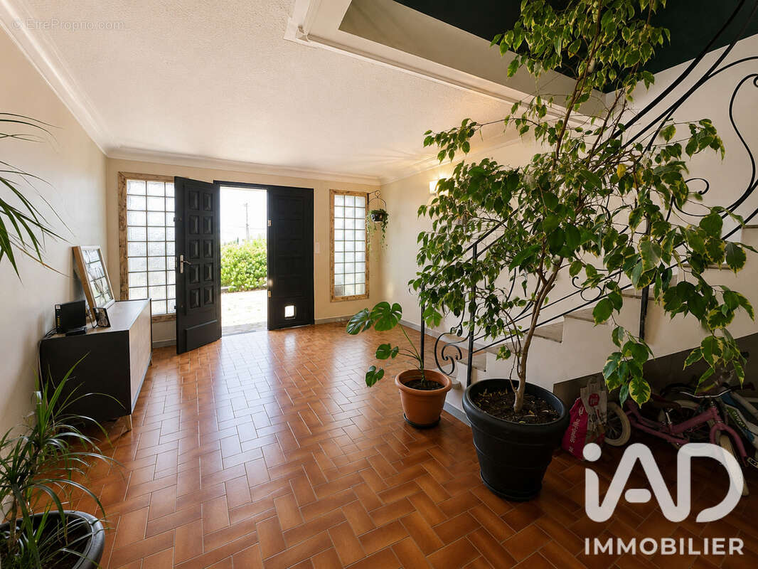 Photo 3 - Maison à SAINT-PRIVAT-DES-VIEUX