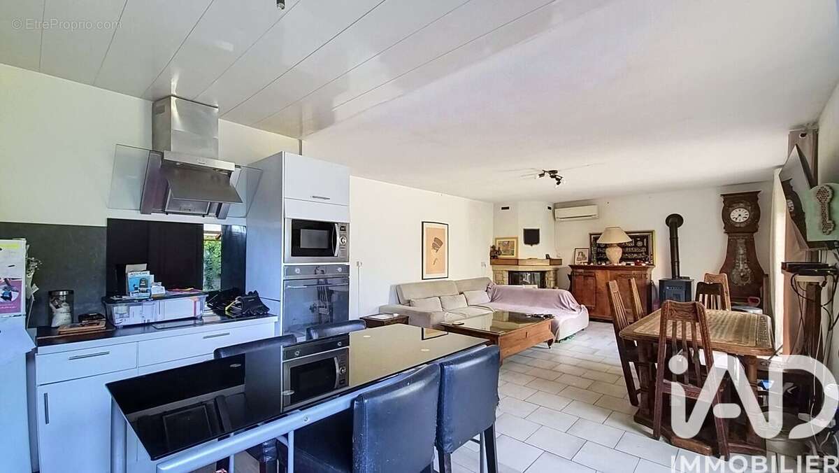 Photo 3 - Maison à MORIERES-LES-AVIGNON