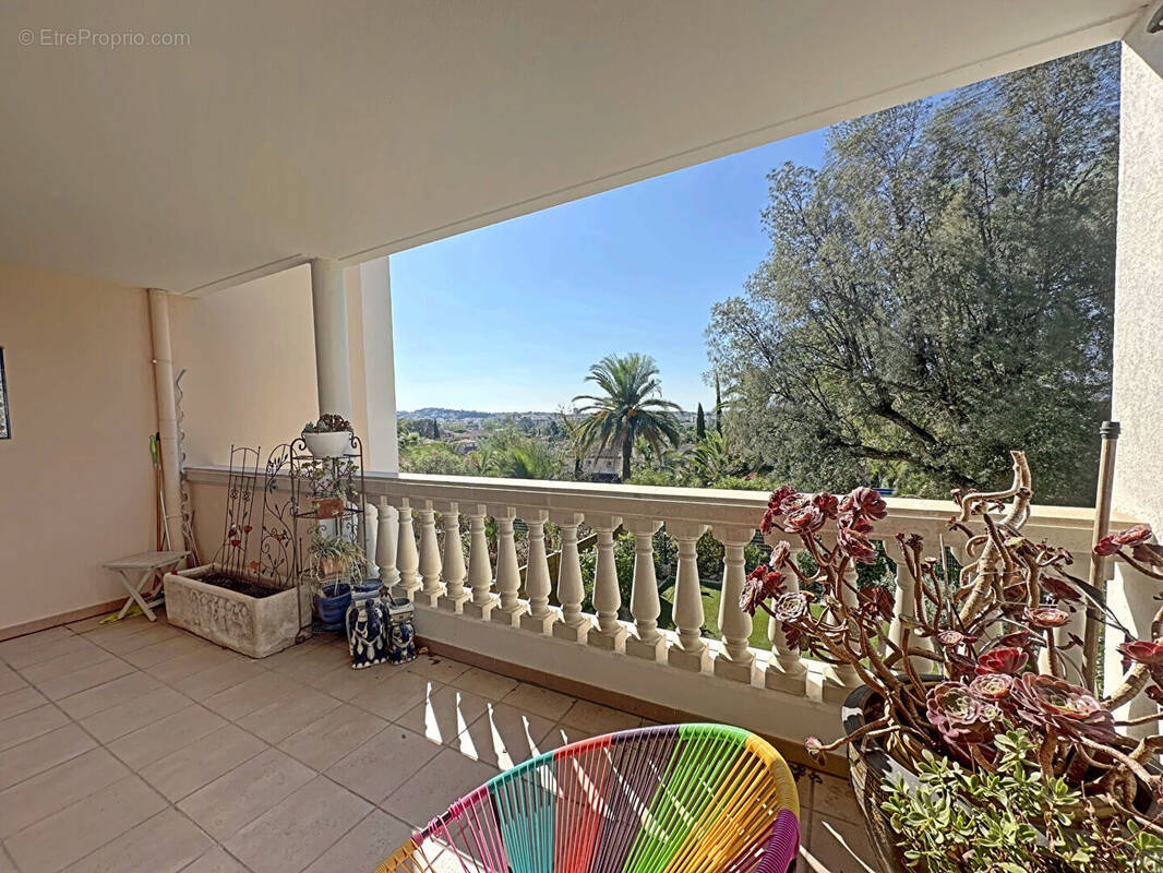 Appartement à FREJUS