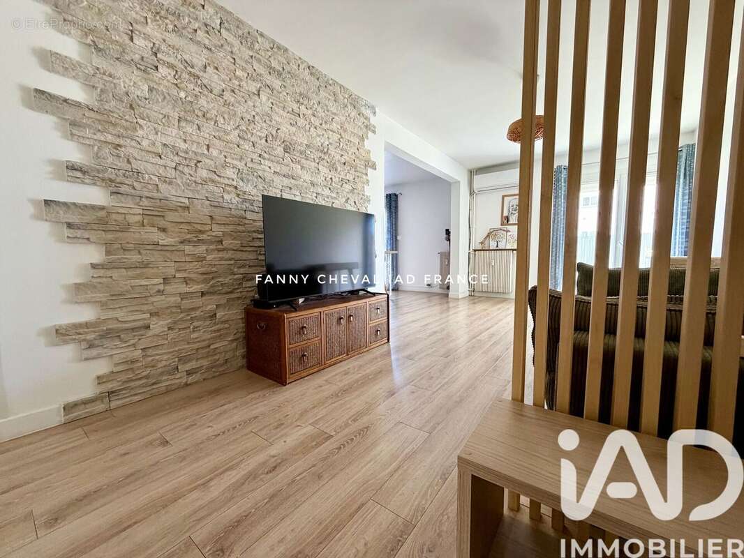 Photo 2 - Appartement à SIX-FOURS-LES-PLAGES