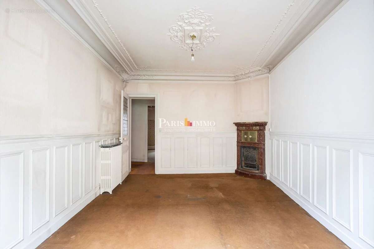 Appartement à PARIS-18E