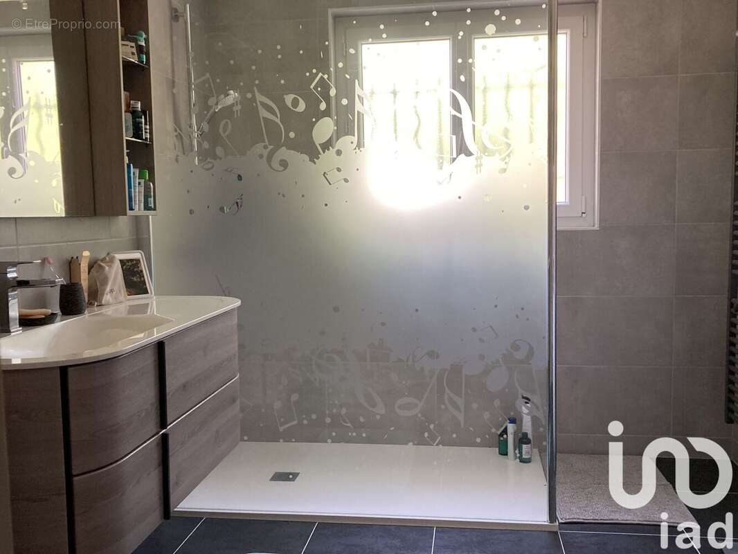 Photo 8 - Maison à TONNAY-CHARENTE