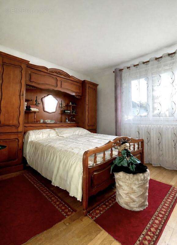 Maison à MONCE-EN-BELIN