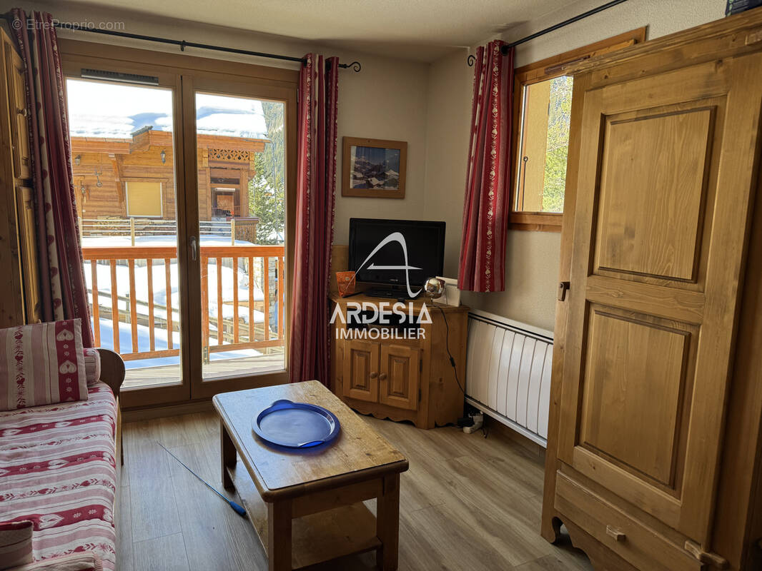 Appartement à AVRIEUX