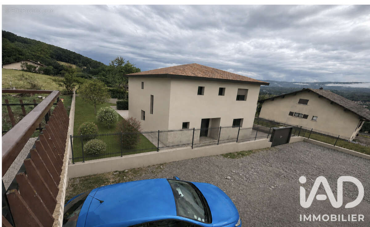 Terrain 400 m² à Lancrans  - photo 2