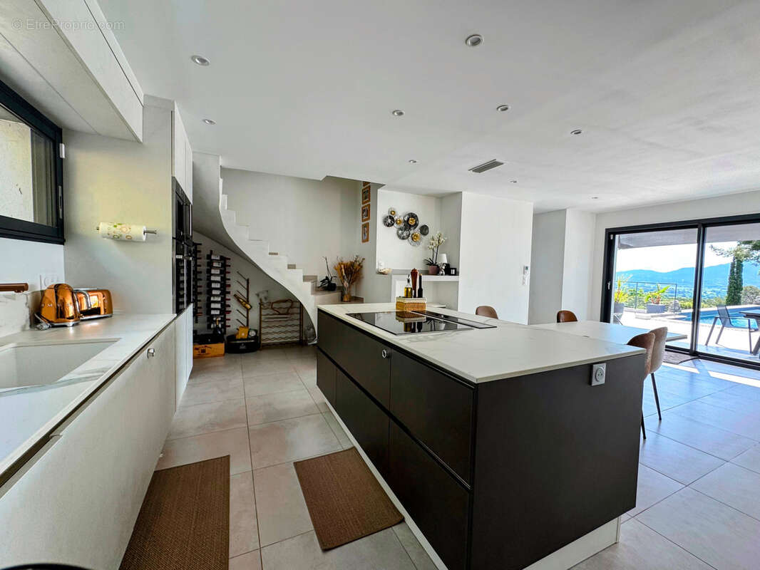 Maison à PUYLOUBIER