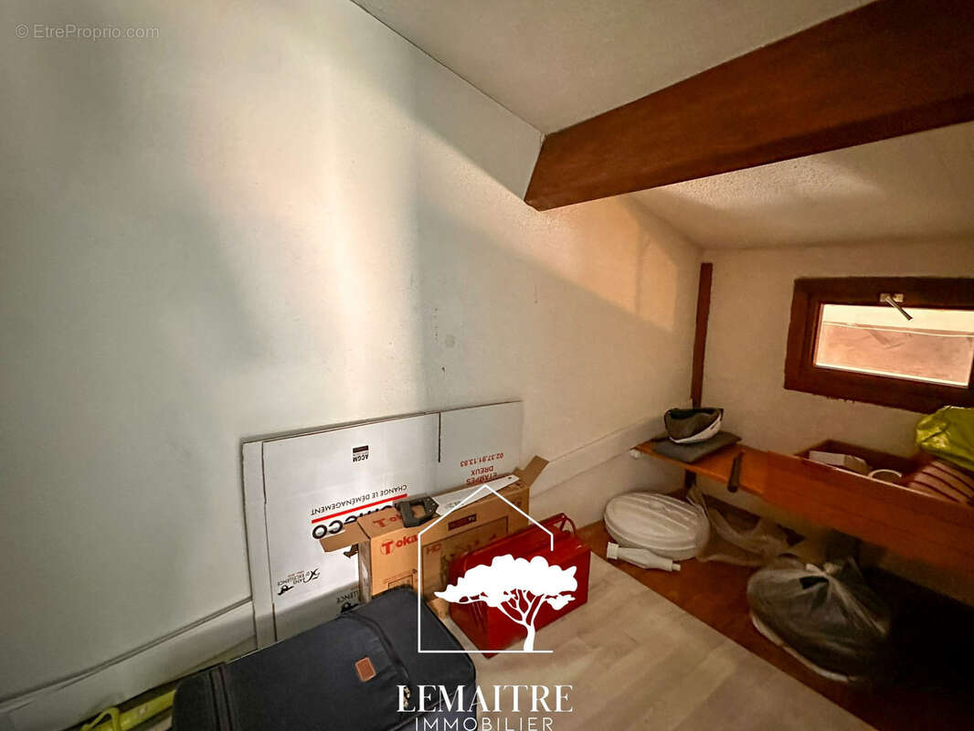 Maison à LES MATHES