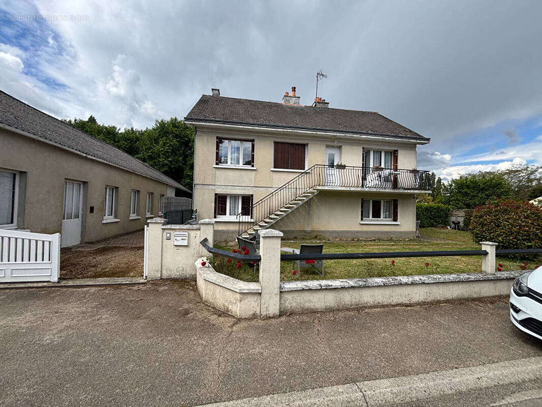 Maison à MORANNES