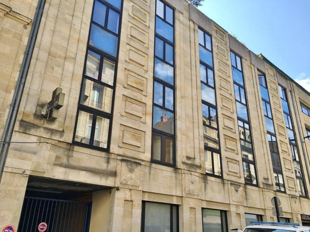 Commerce à BORDEAUX