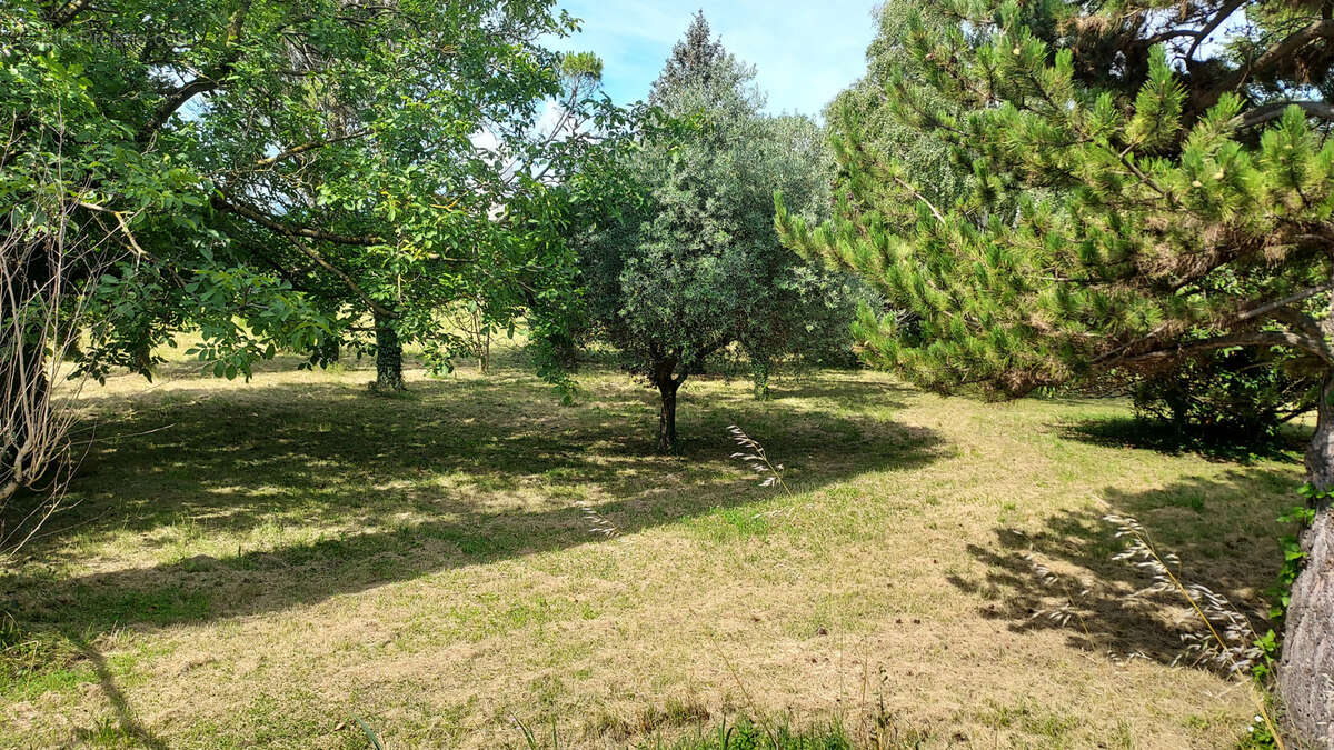 Maison à LA COUCOURDE