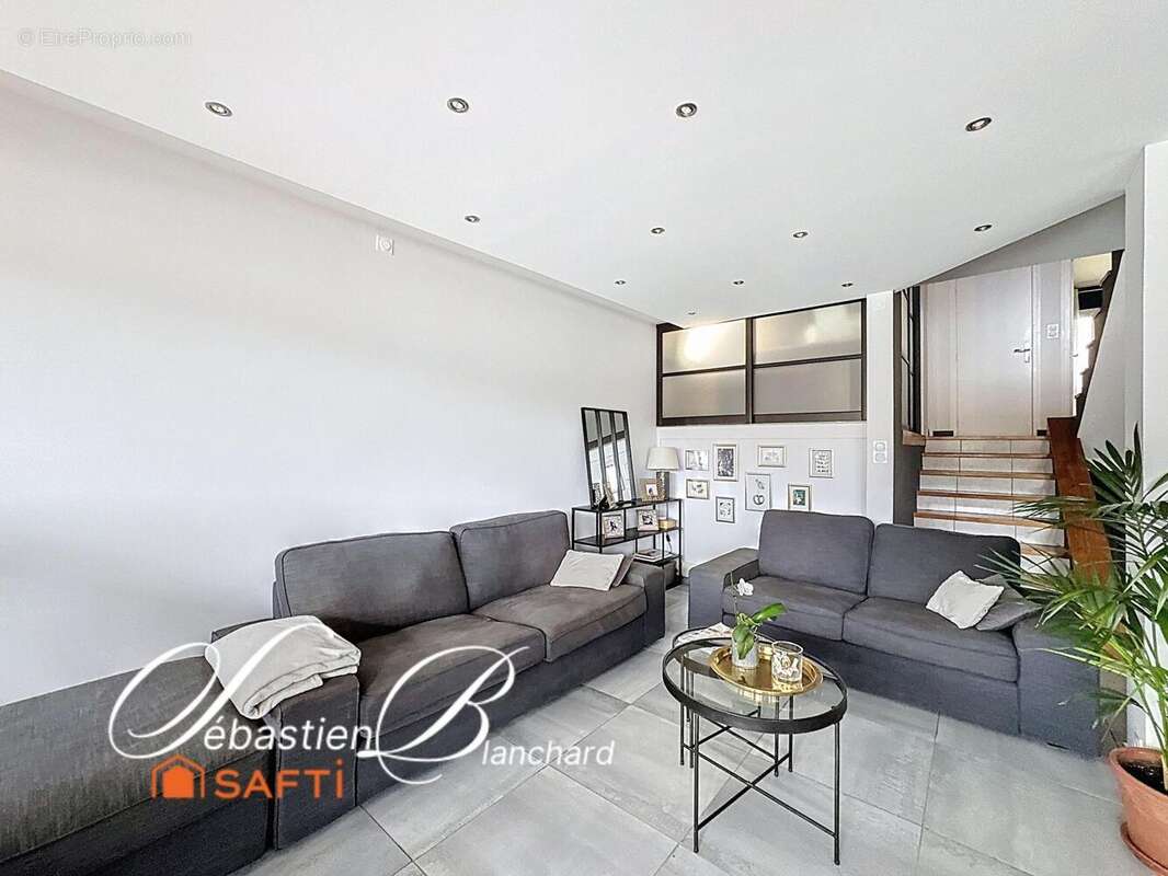 Appartement 104 m² à Seyssel  - photo 5