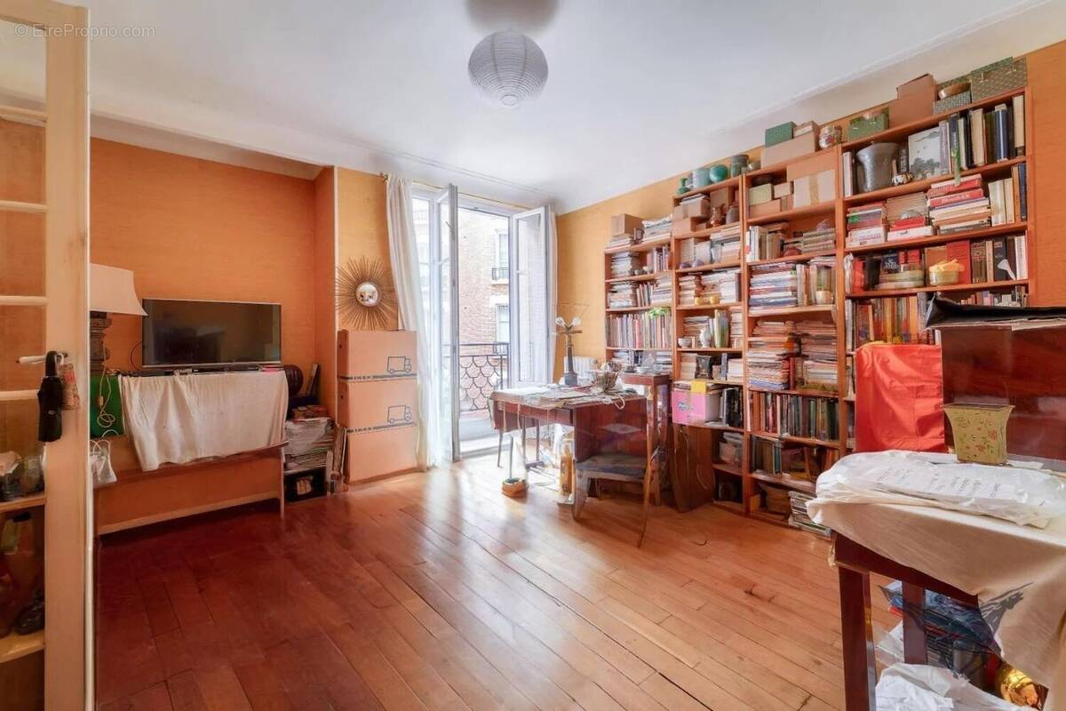Appartement à PARIS-20E