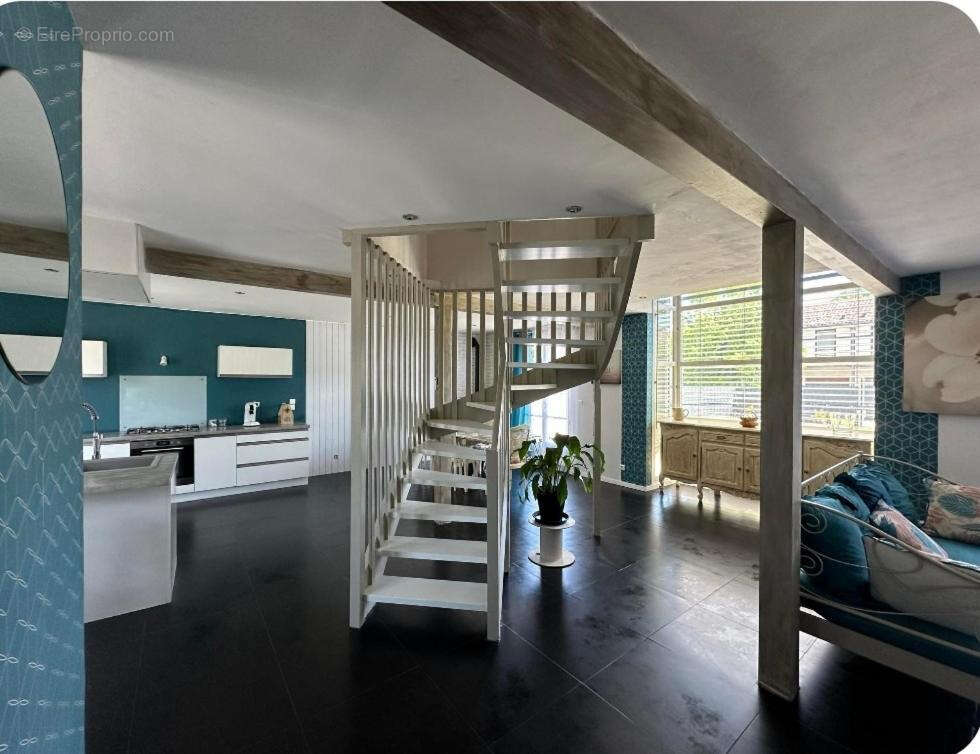 Maison à SAINT-AMAND-SUR-FION