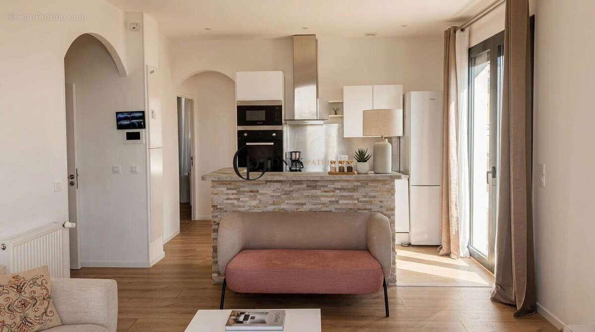 Appartement à ROQUEBRUNE-CAP-MARTIN