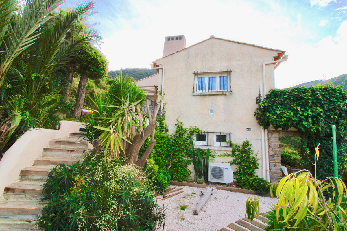 Opportunité à Cavalaire-sur-Mer   Maison au calme en impasse - photo 8