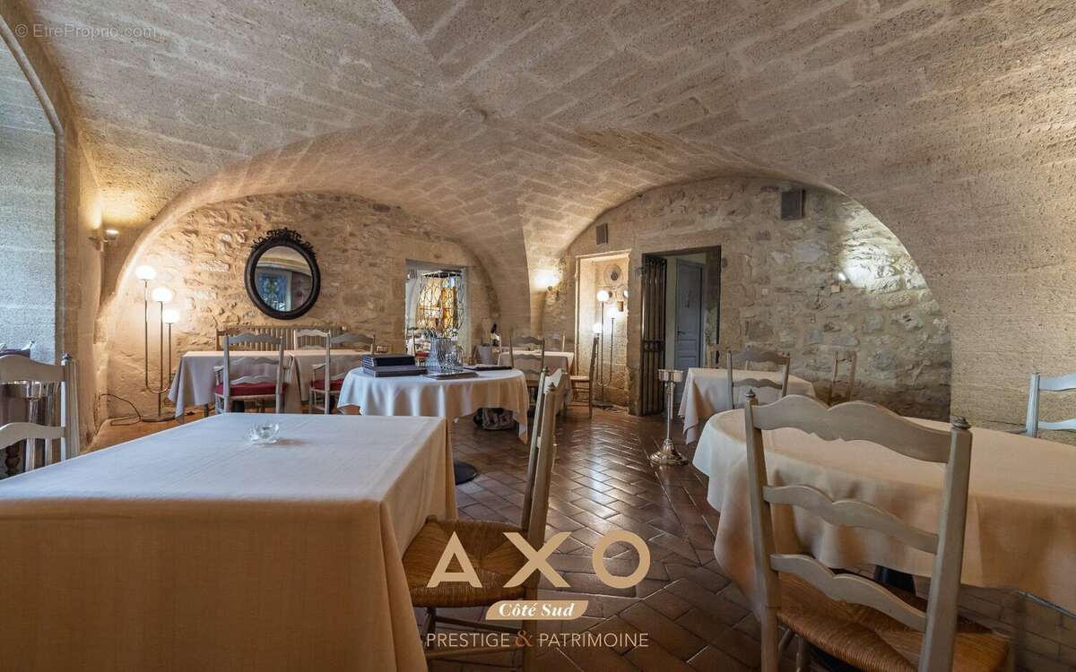 Maison à COLLIAS