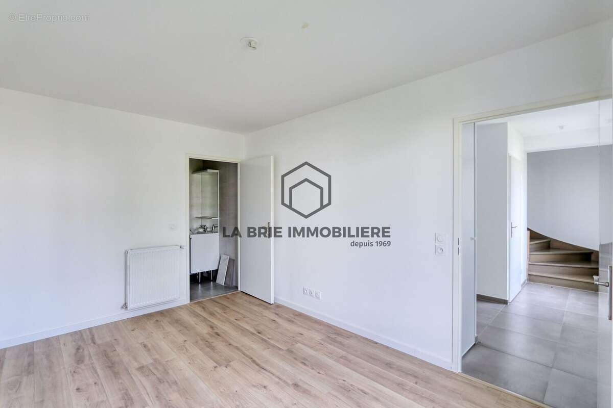 Maison 125 m² à Mennecy  - photo 6