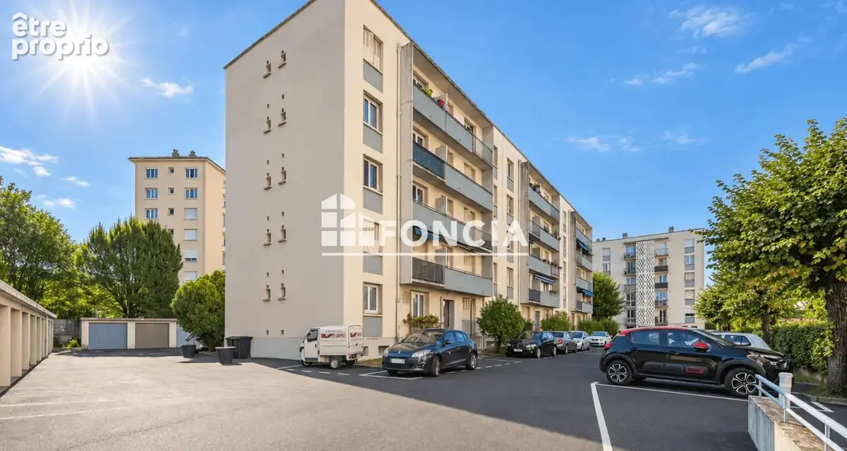Photo Appartement à Bourg-Les-Valence au prix de 125 000€