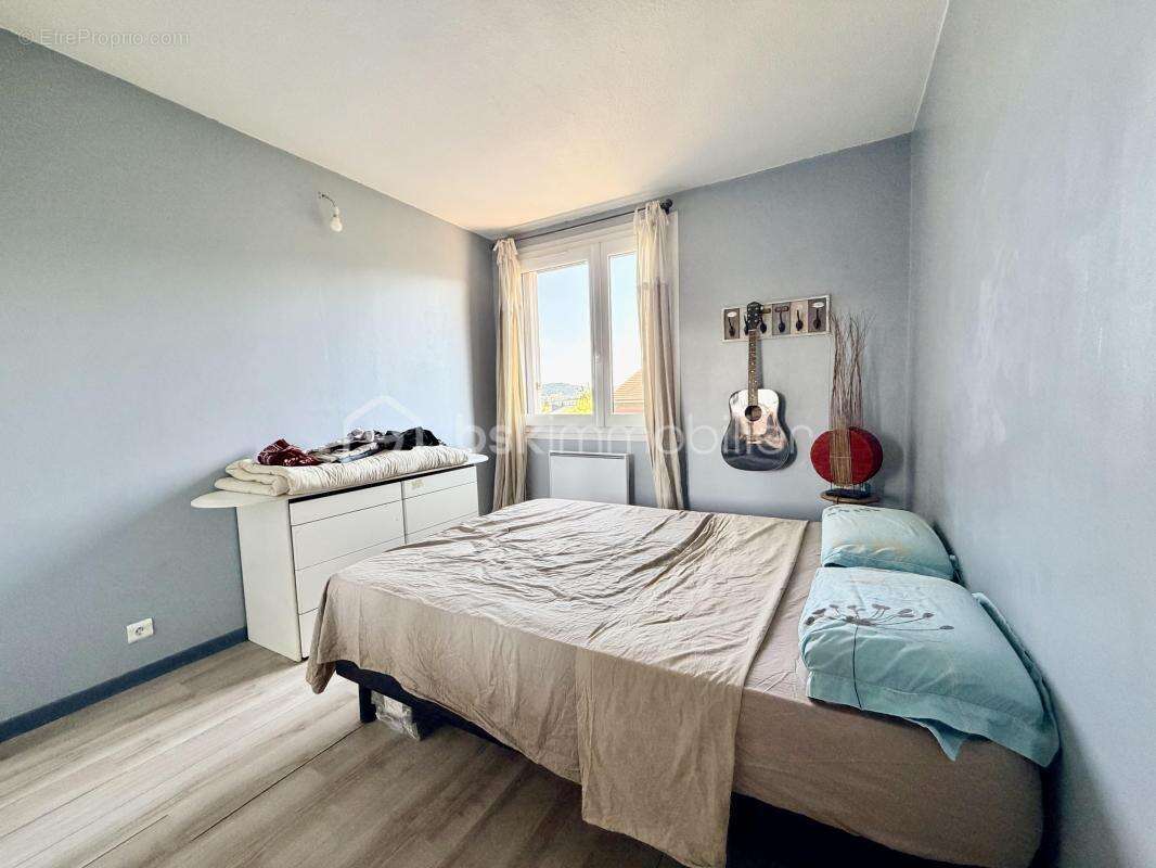 Appartement spacieux en dernier étage dans un environnement tranquille - photo 7