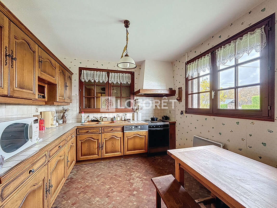 Maison à CONCHES-EN-OUCHE